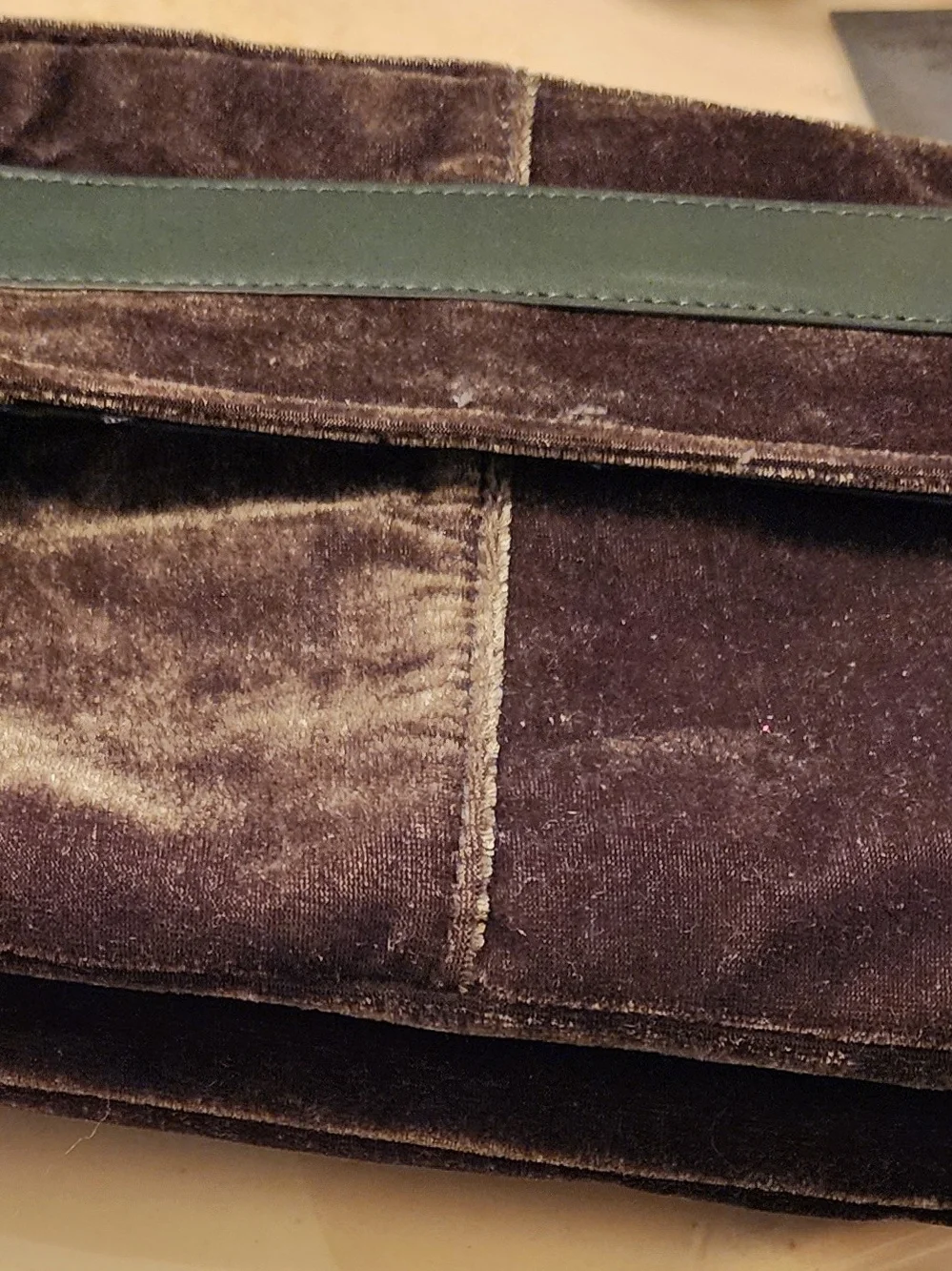 (Free With Purchase) Velvet Toiletry Crossbody Bag In Deep Olive Brown